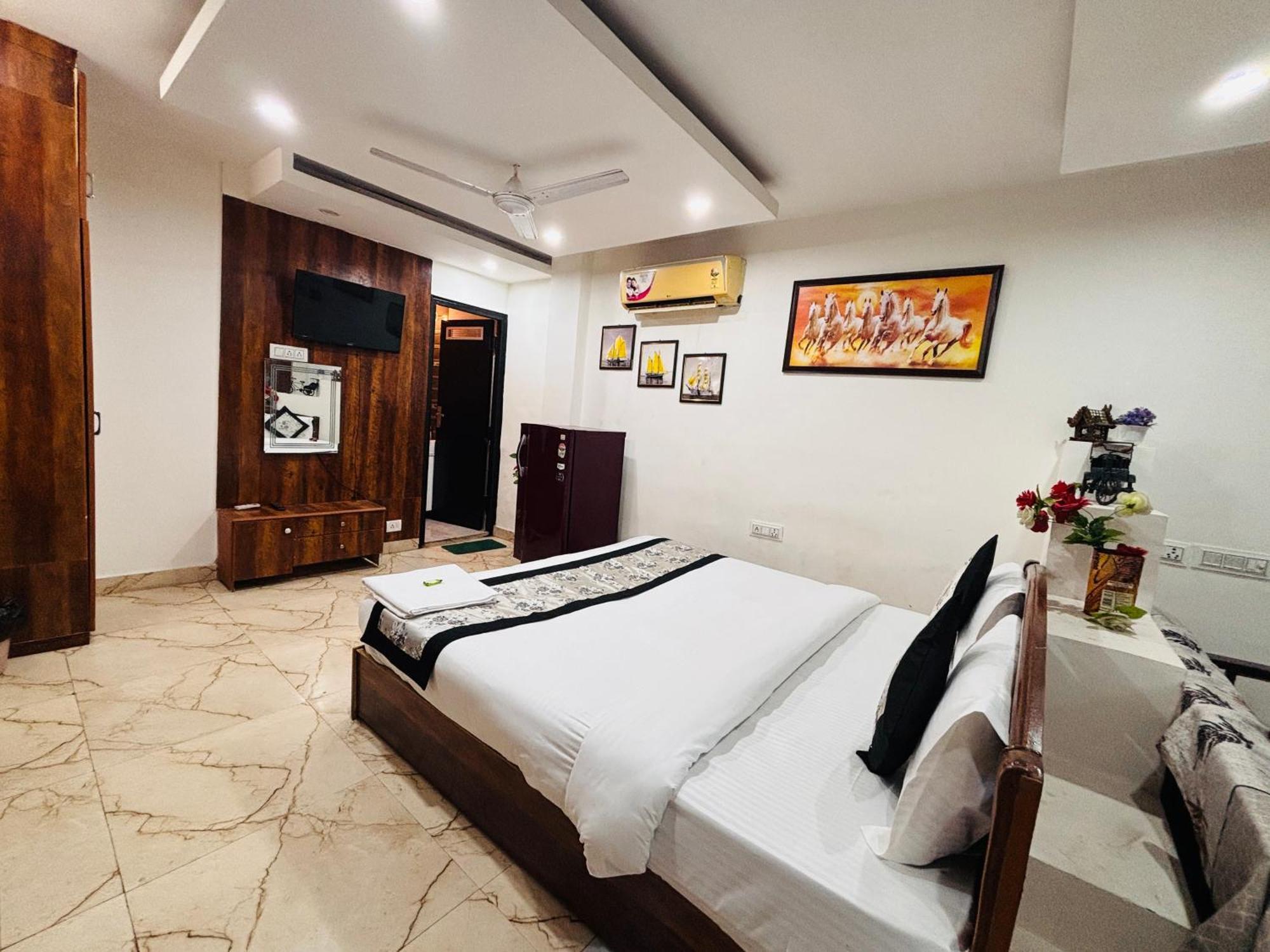 Hauz Khas Villa Neu-Delhi Exterior foto