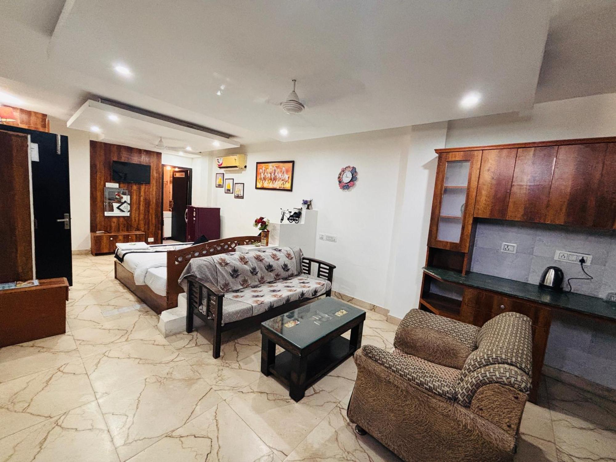 Hauz Khas Villa Neu-Delhi Exterior foto