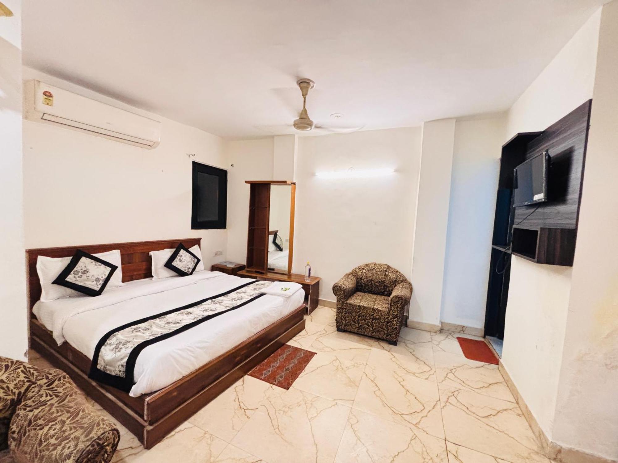 Hauz Khas Villa Neu-Delhi Exterior foto